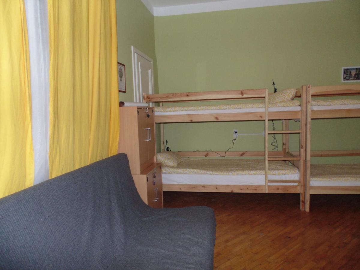 Hostel Motion Cracovia Esterno foto
