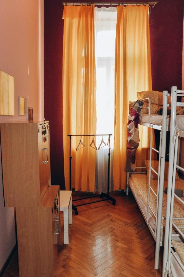 Hostel Motion Cracovia Esterno foto